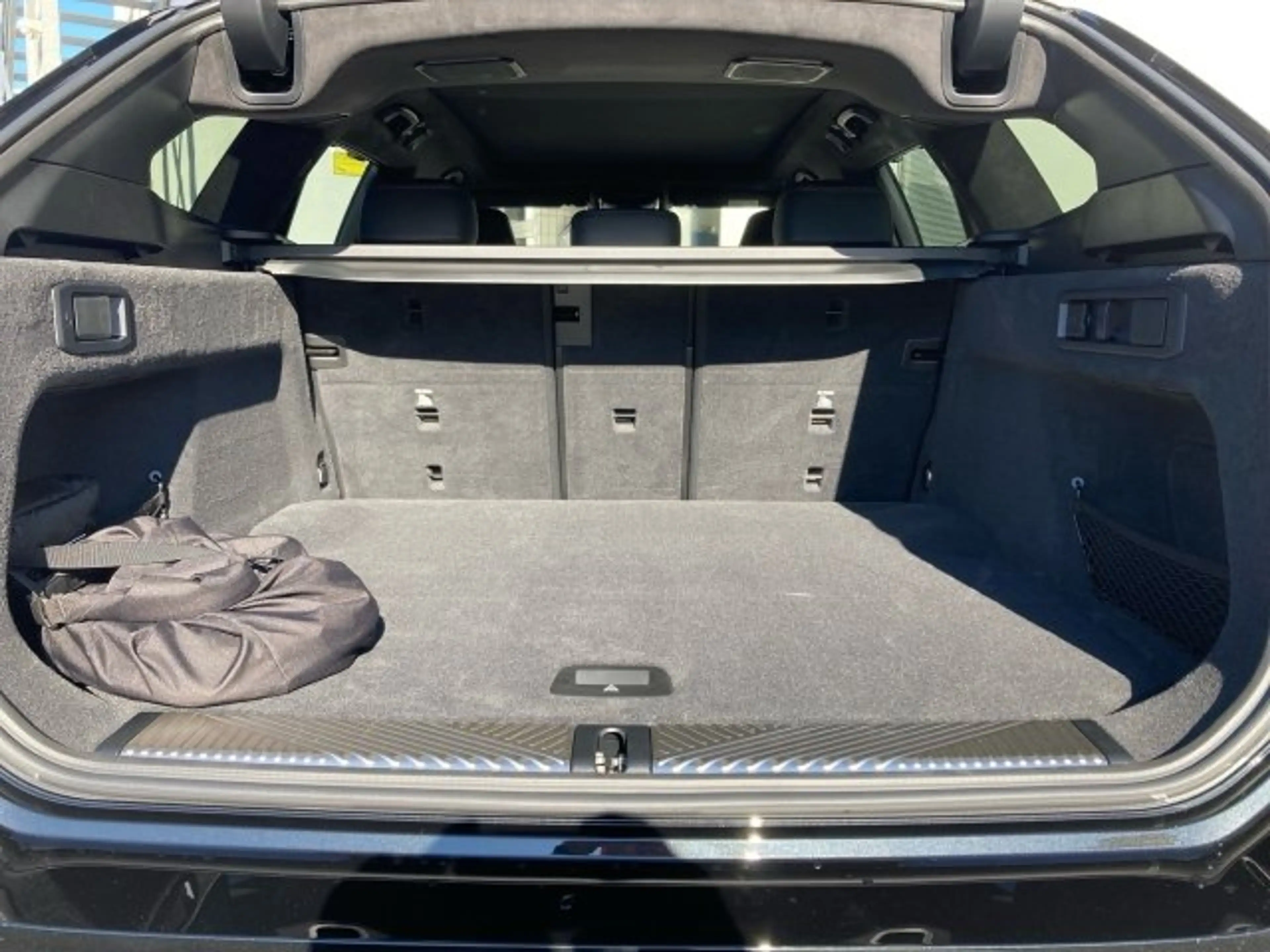 BMW M5 Touring — photo 13