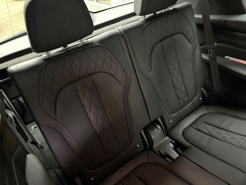 BMW X7 M50 d — photo 15