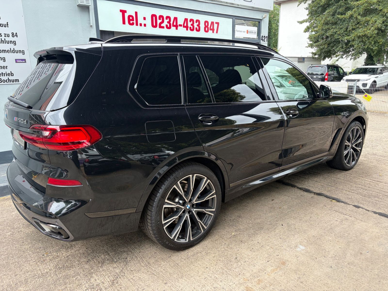 BMW X7 M50 d — photo 8