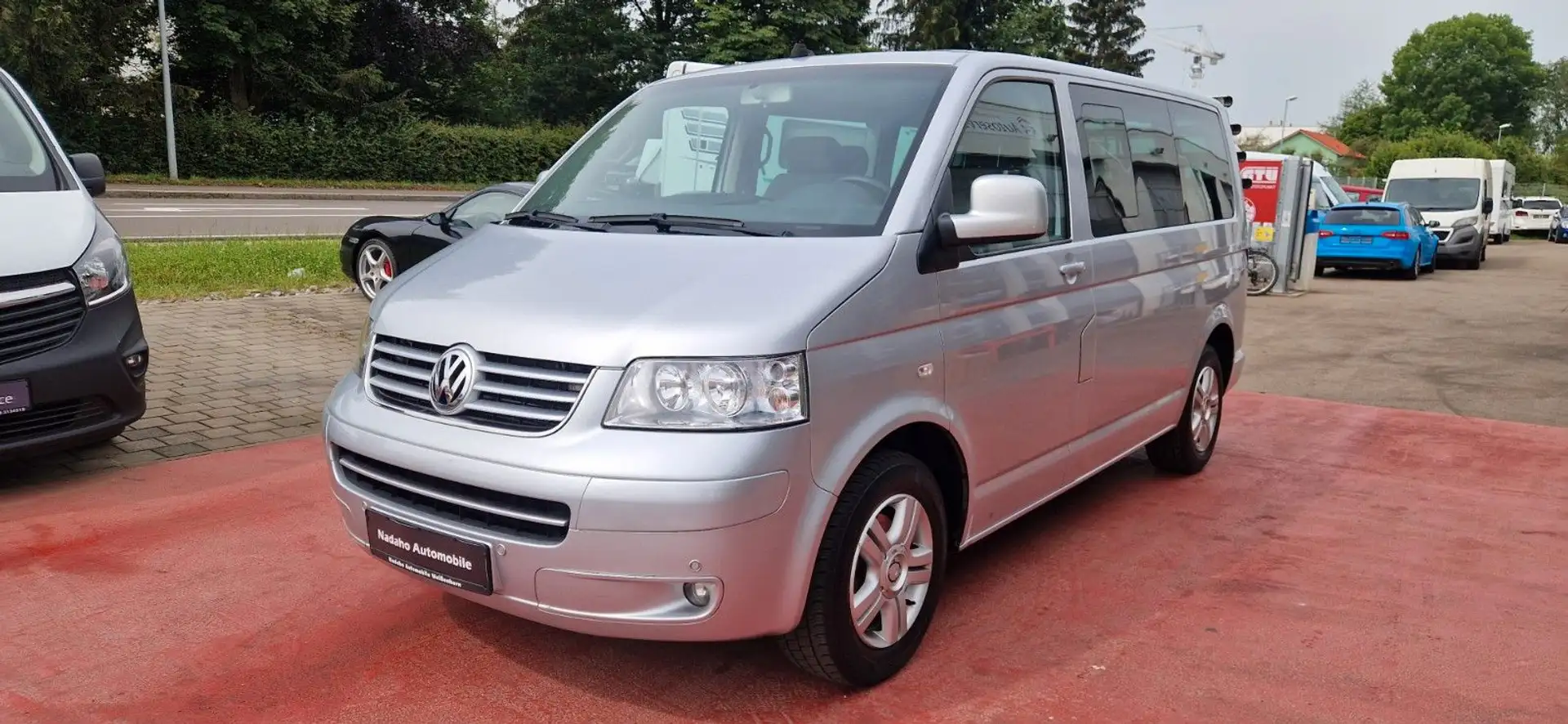 Volkswagen T5 Transporter T5 2.5 TDI Multivan Navi/Klima/Ahk Plateado - 1