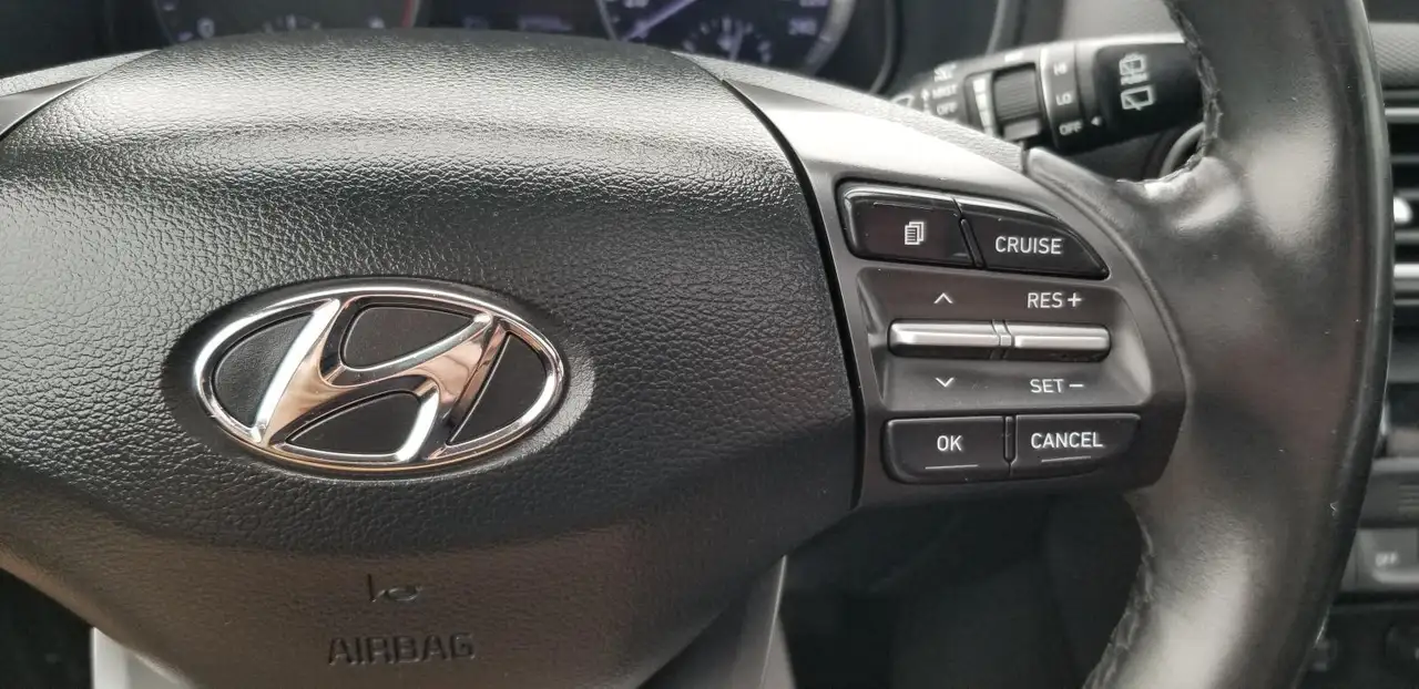 Hyundai KONA photo Hyundai KONA