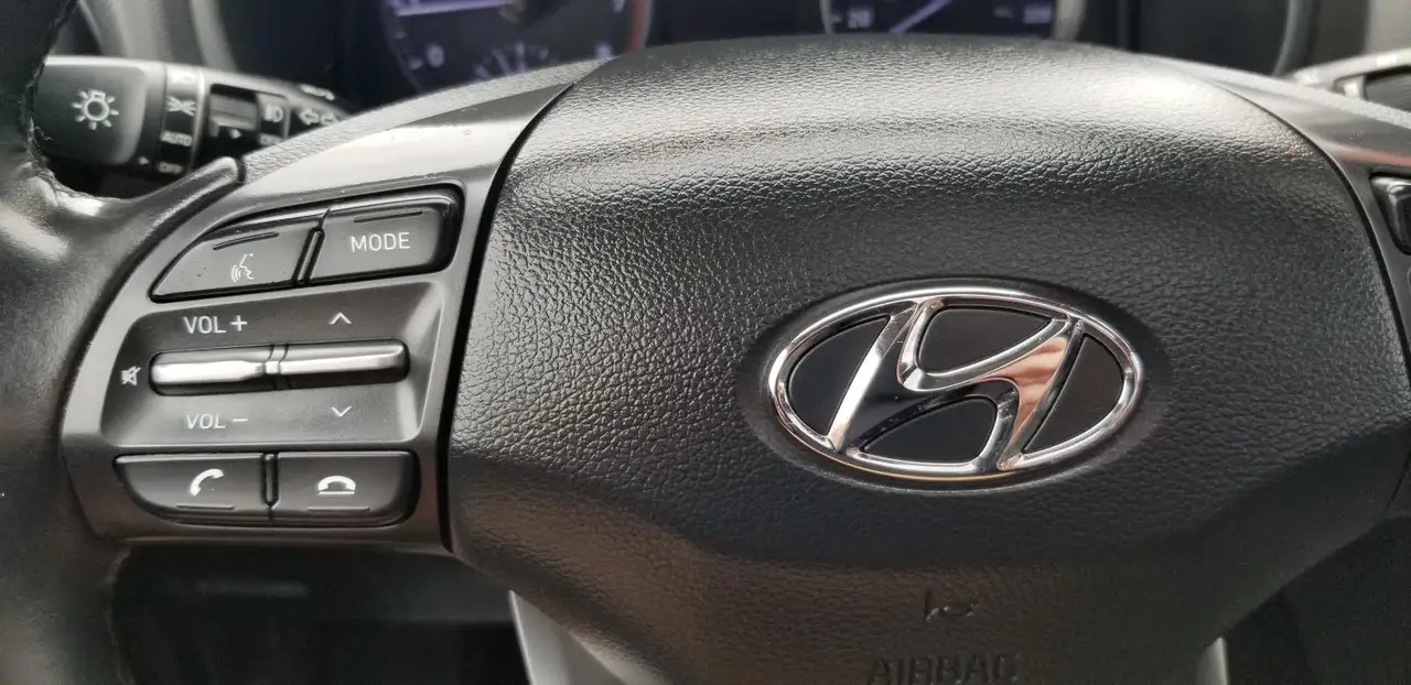 Hyundai KONA photo Hyundai KONA