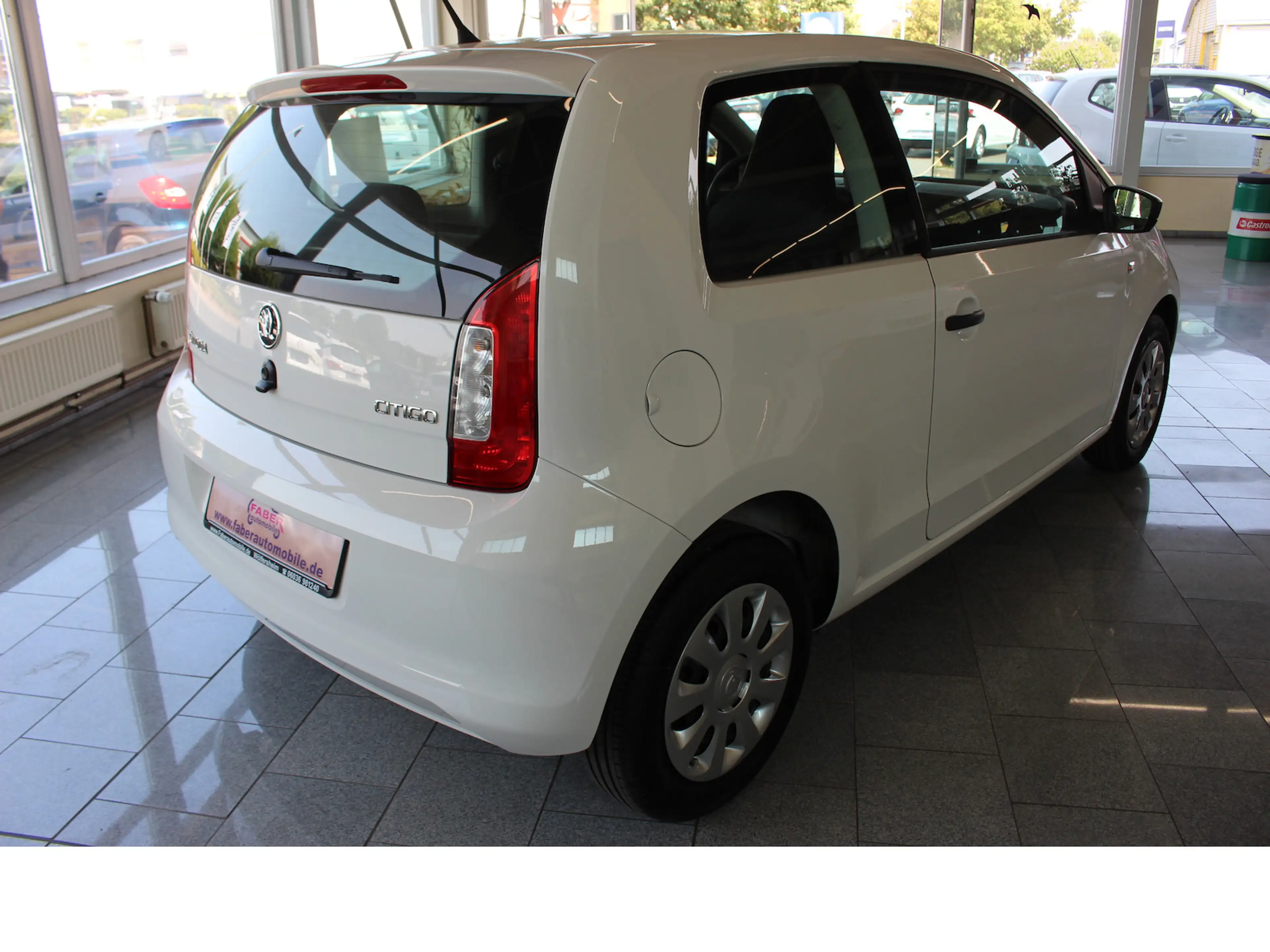 Skoda Citigo 1.0 *Klimaanlage*TÜV neu*TOP-Zustand* — photo 4