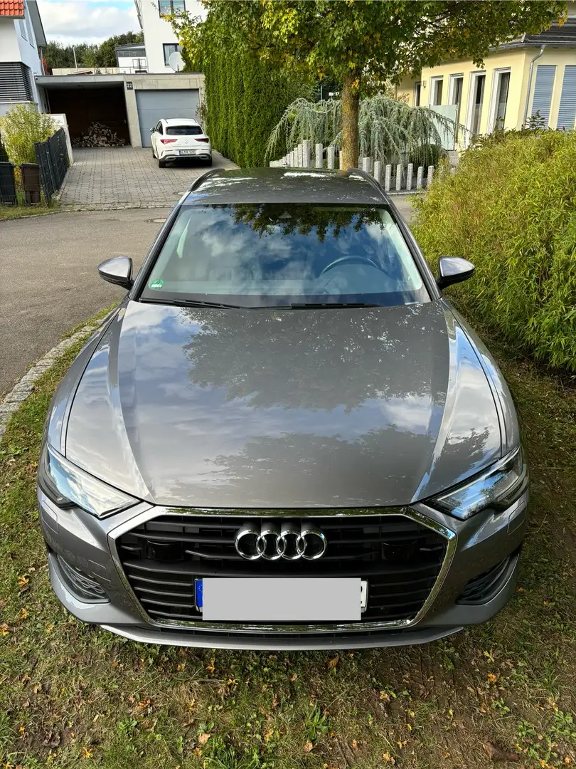 Audi A6 45 TFSI basis Grau - 2