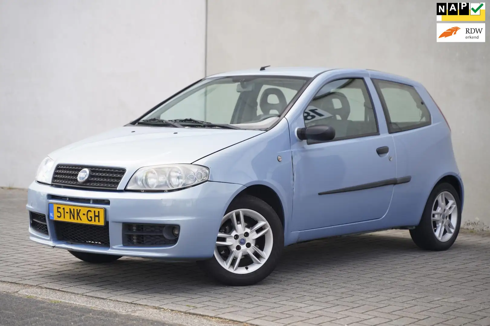 Fiat Punto 1.2-16V Dynamic. Inruilkoopje! Vaste prijs. NAP Bleu - 1