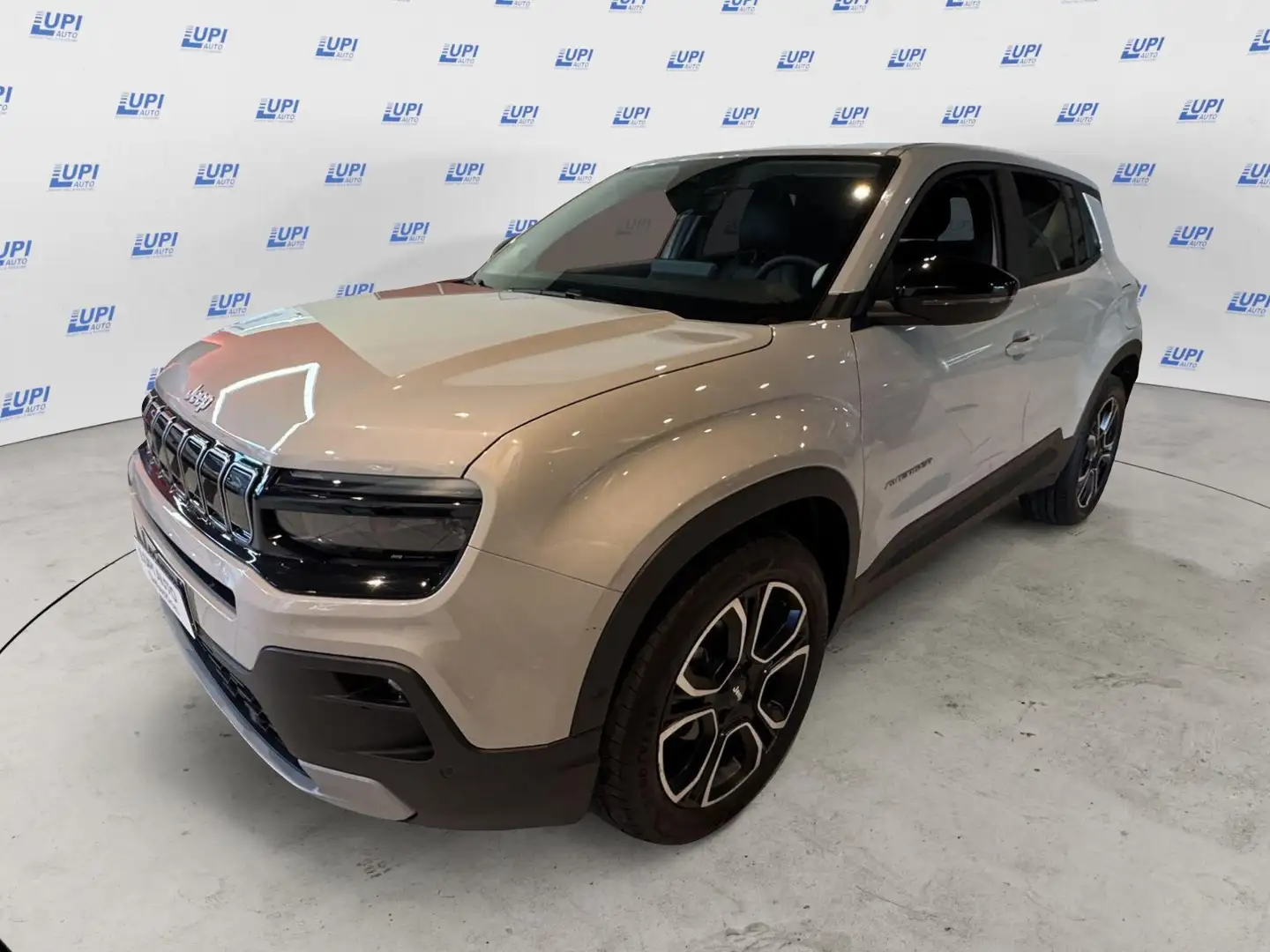 Jeep Avenger 1.2 turbo Summit fwd 100cv Beżowy - 1