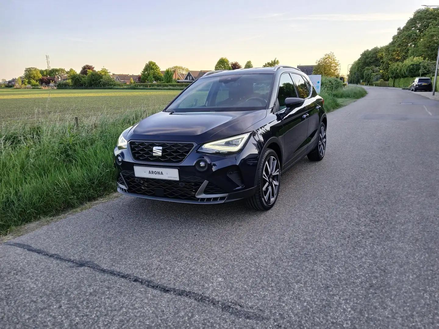 SEAT Arona 1.0 TSI FR Business Intense Blu/Azzurro - 2