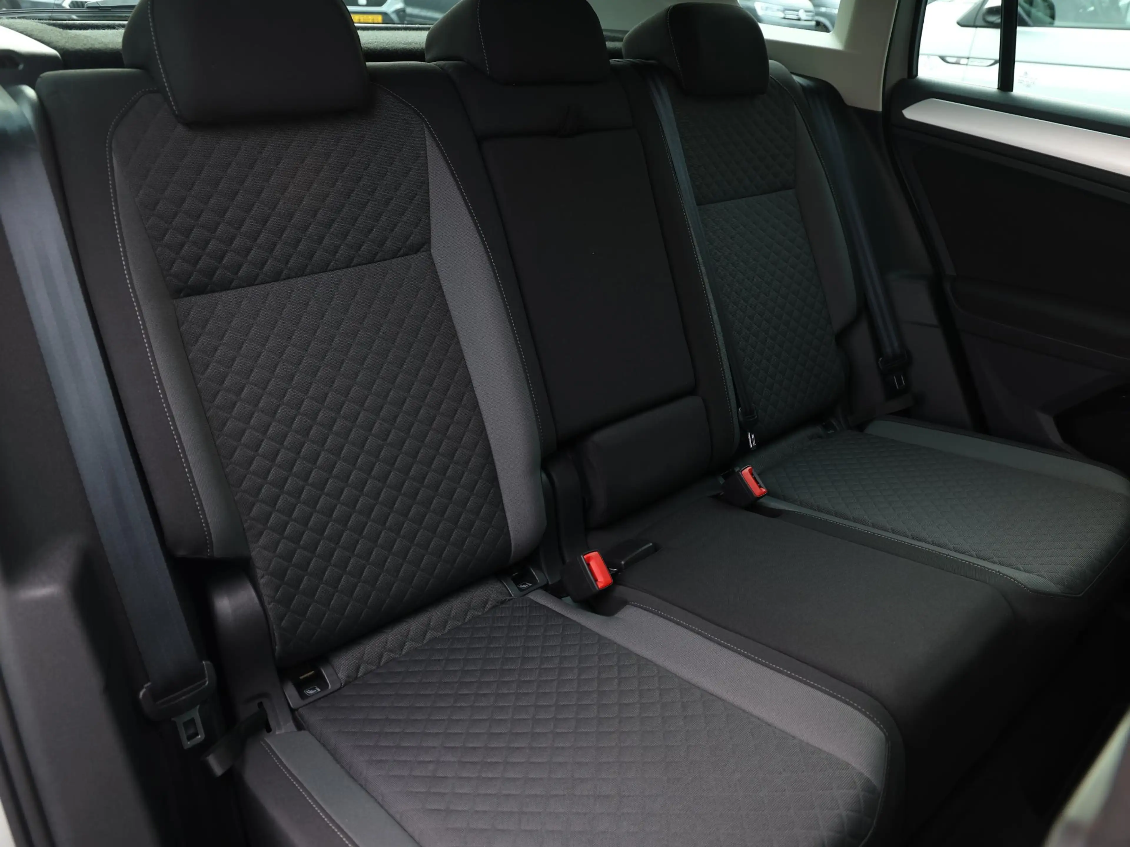 Volkswagen Tiguan 1.5 TSI ACT Comfortline Business 150PK DSG | Trekh — photo 9
