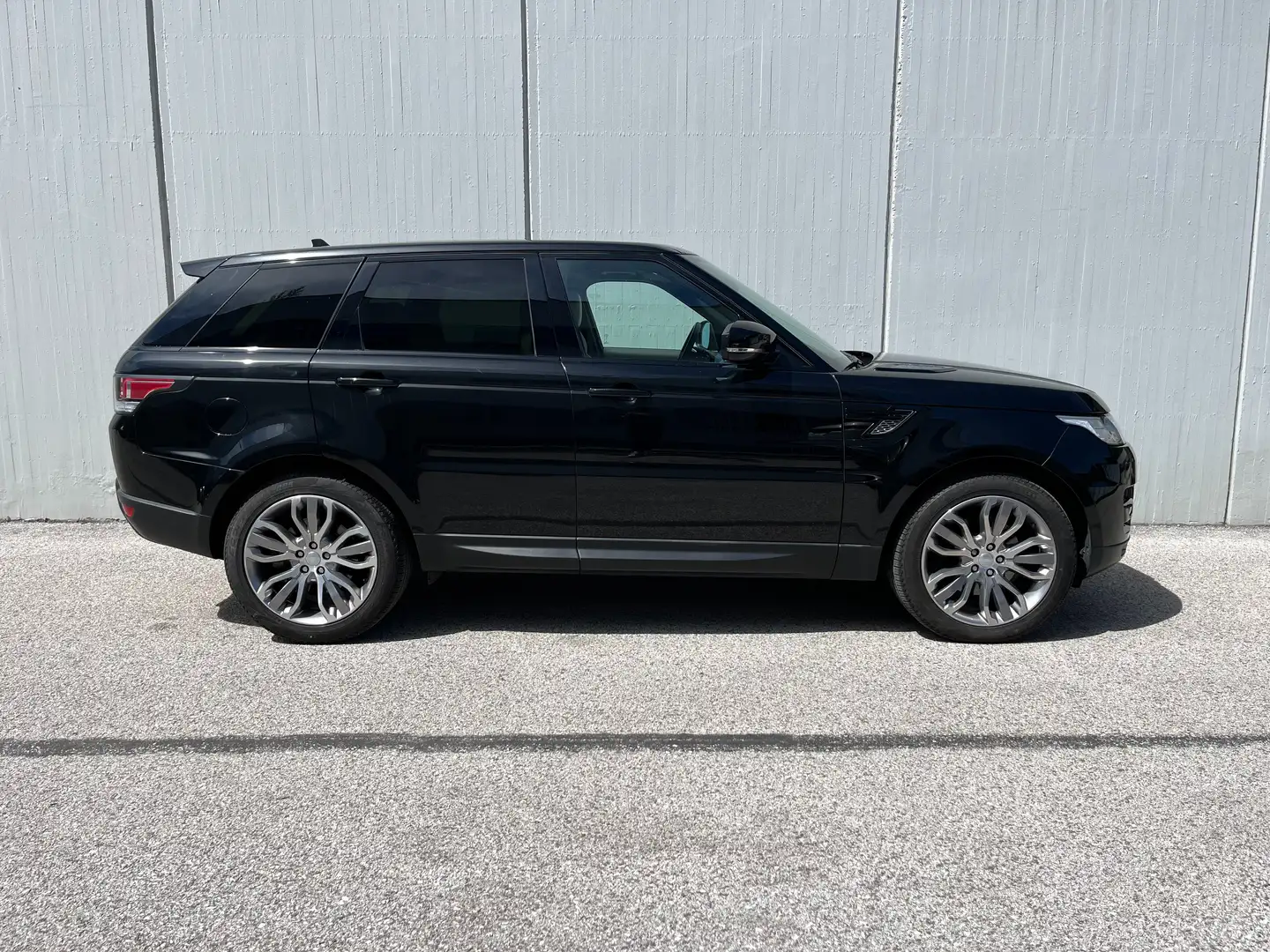 Land Rover Range Rover Sport Range Rover Sport 3.0 tdV6 HSE auto Чорний - 2