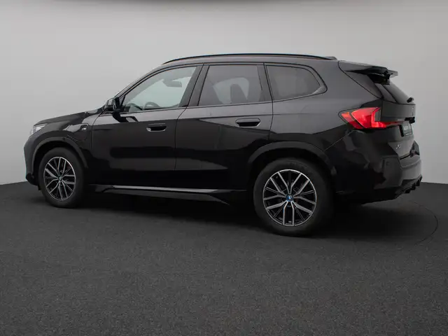 BMW X1 view 10