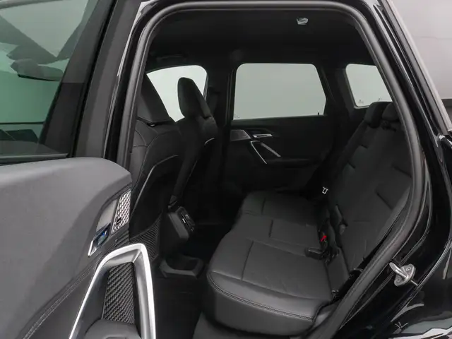 BMW X1 view 25