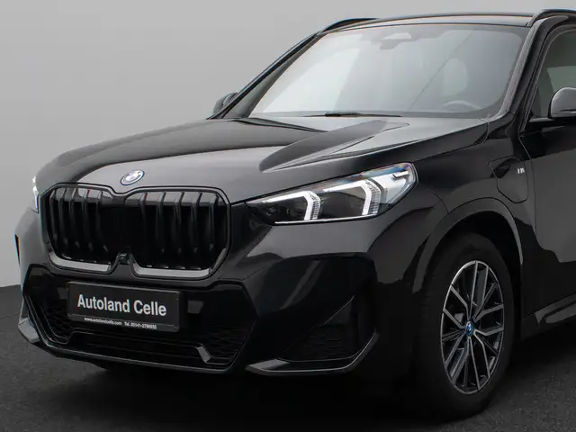 BMW X1 view 16