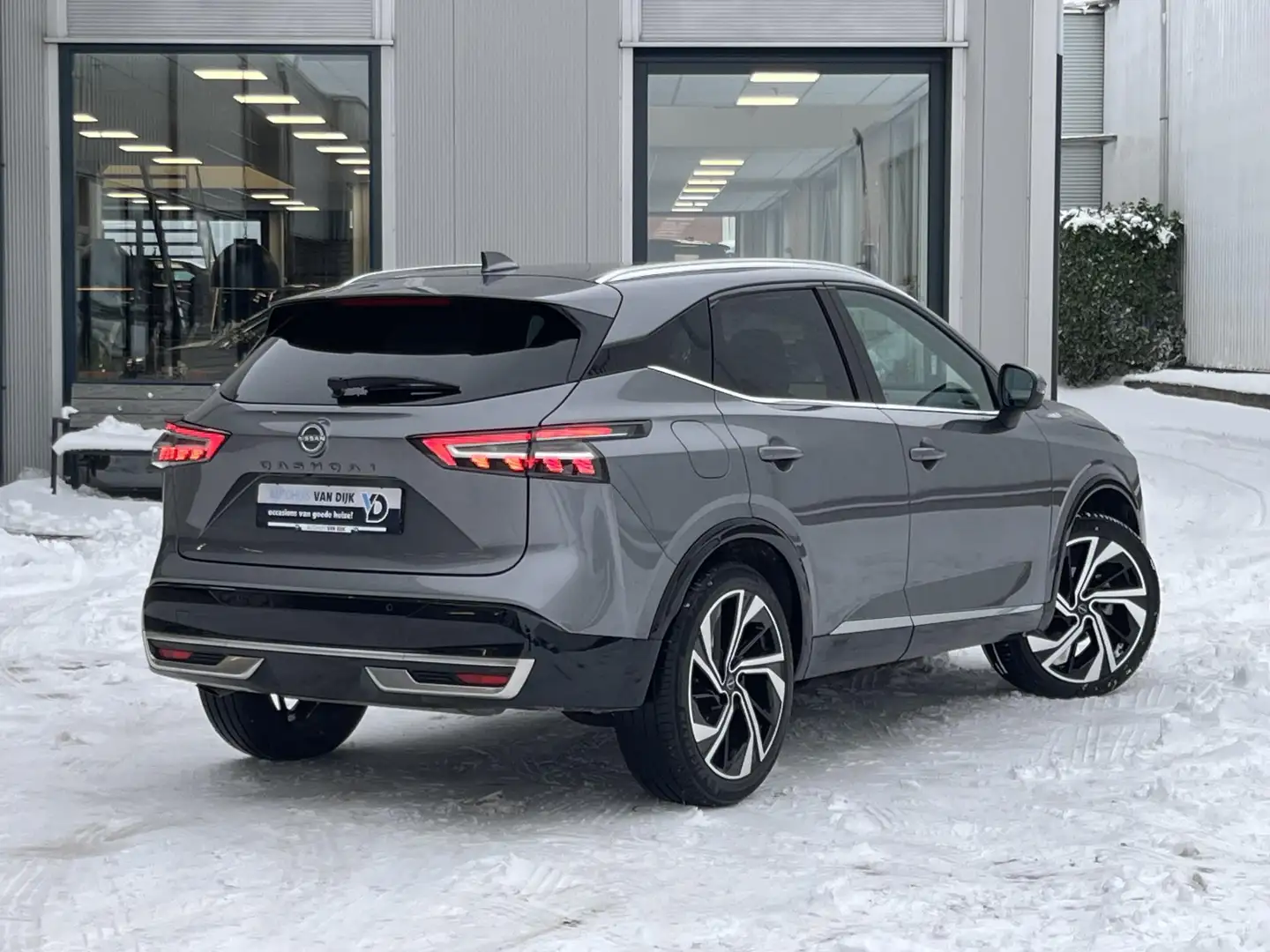 Nissan Qashqai 1.3 MHEV Xtronic Tekna Plus | Navi/Clima/Adapt.Cru Grau - 2