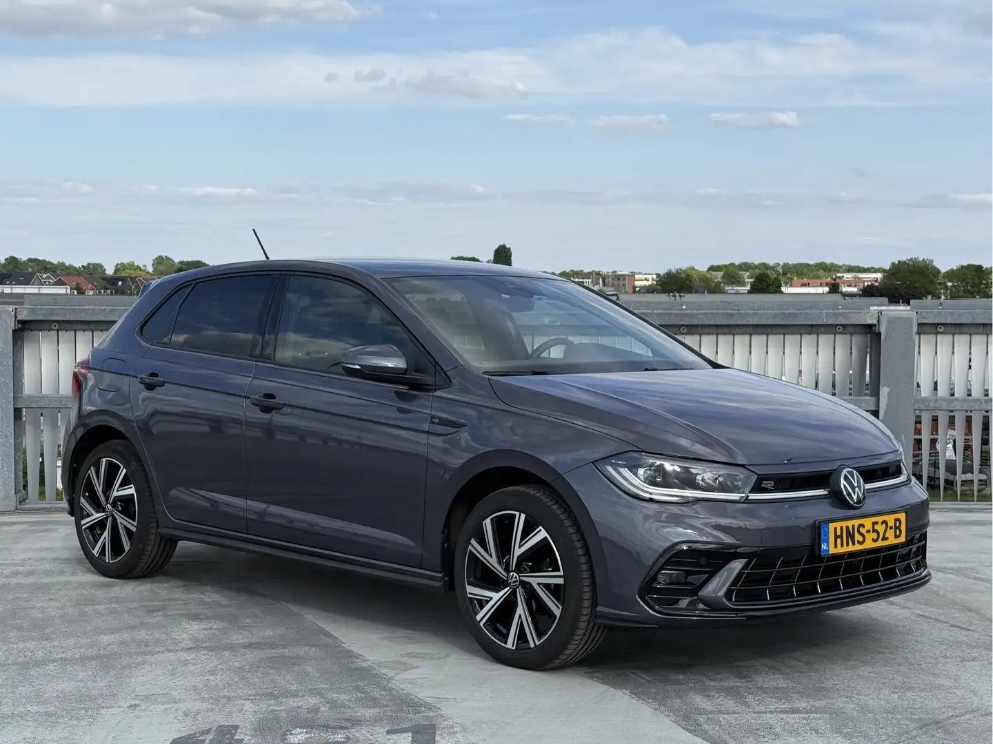 Volkswagen Polo 1.0 TSI R-Line DSG | IQ-light | Nav | Clima Grijs - 2