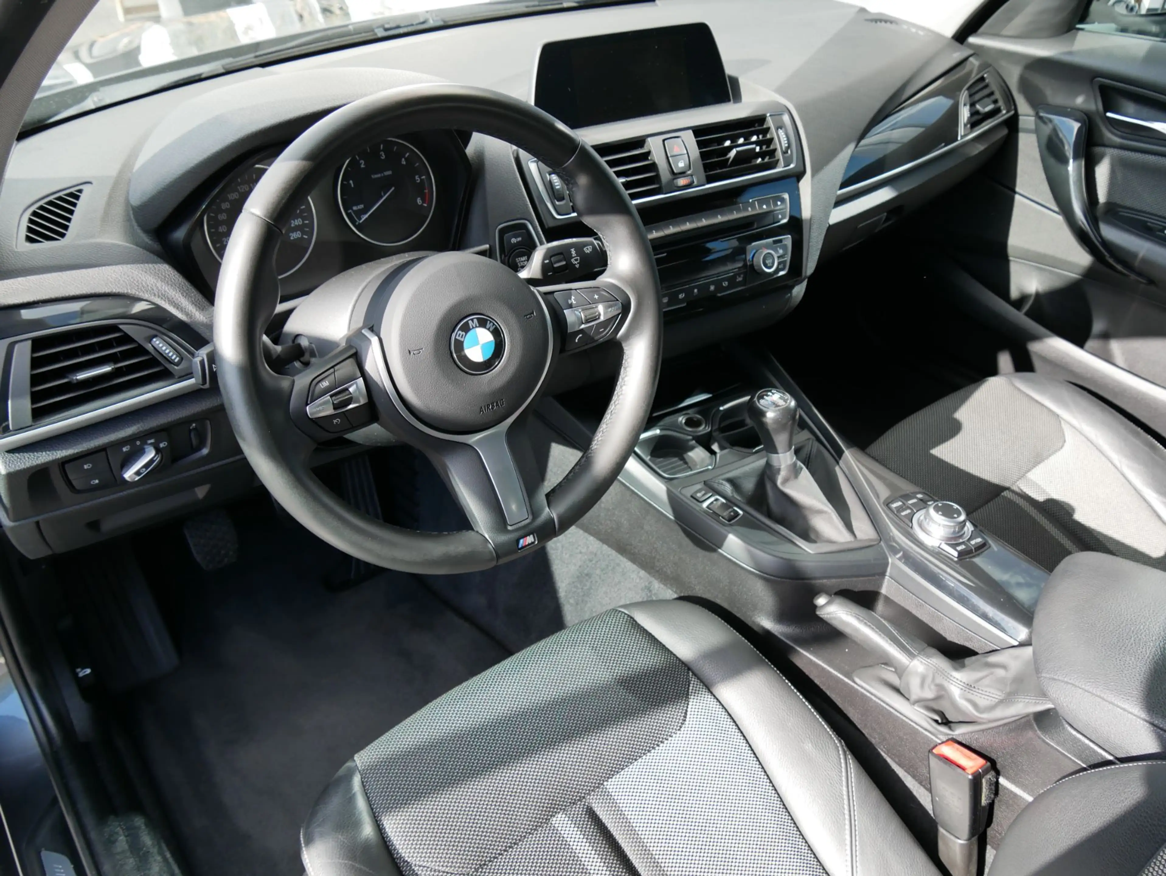 BMW 118 118d LED NAVI 18" BMW SERVICE — photo 7