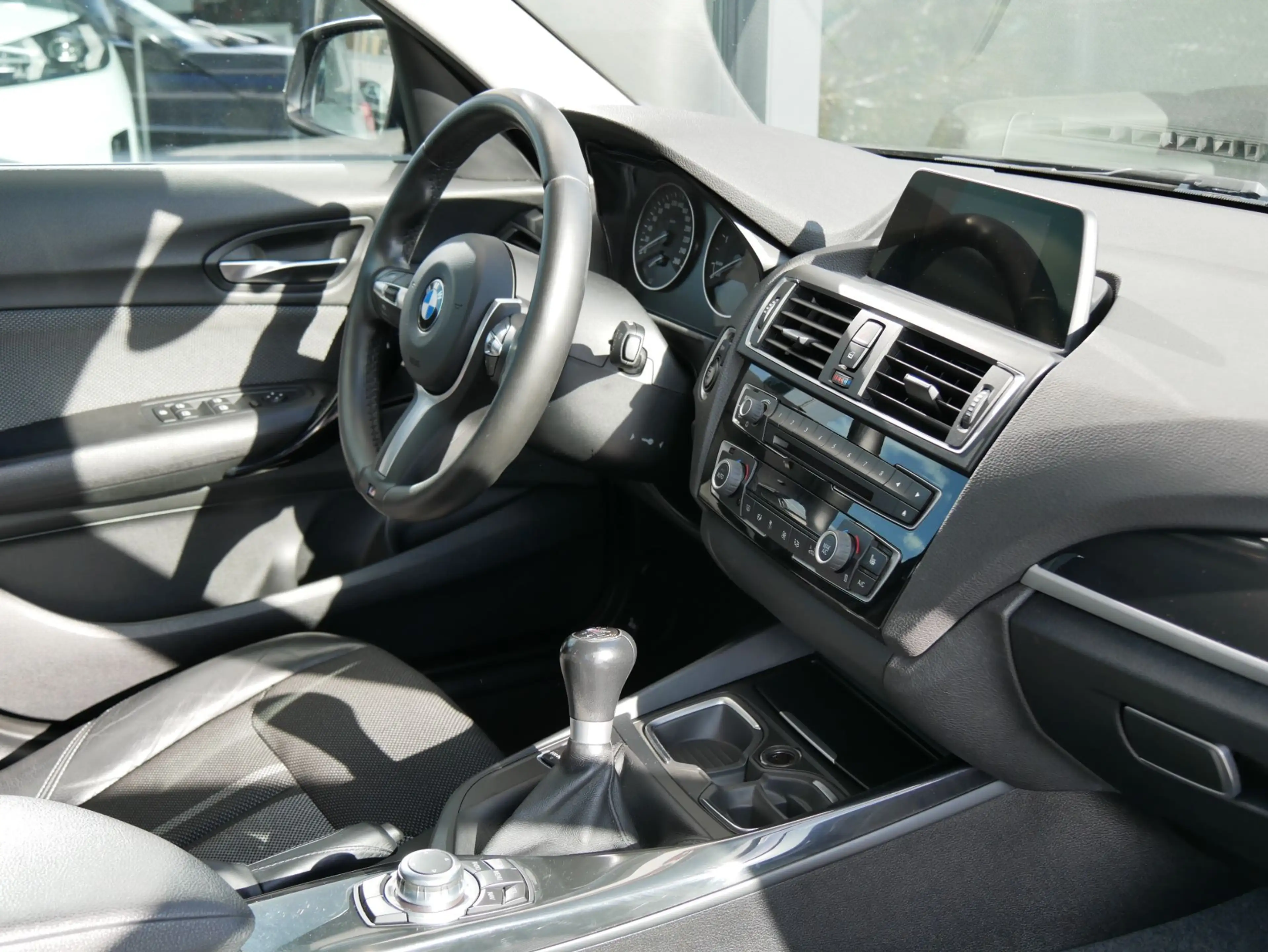 BMW 118 118d LED NAVI 18" BMW SERVICE — photo 10