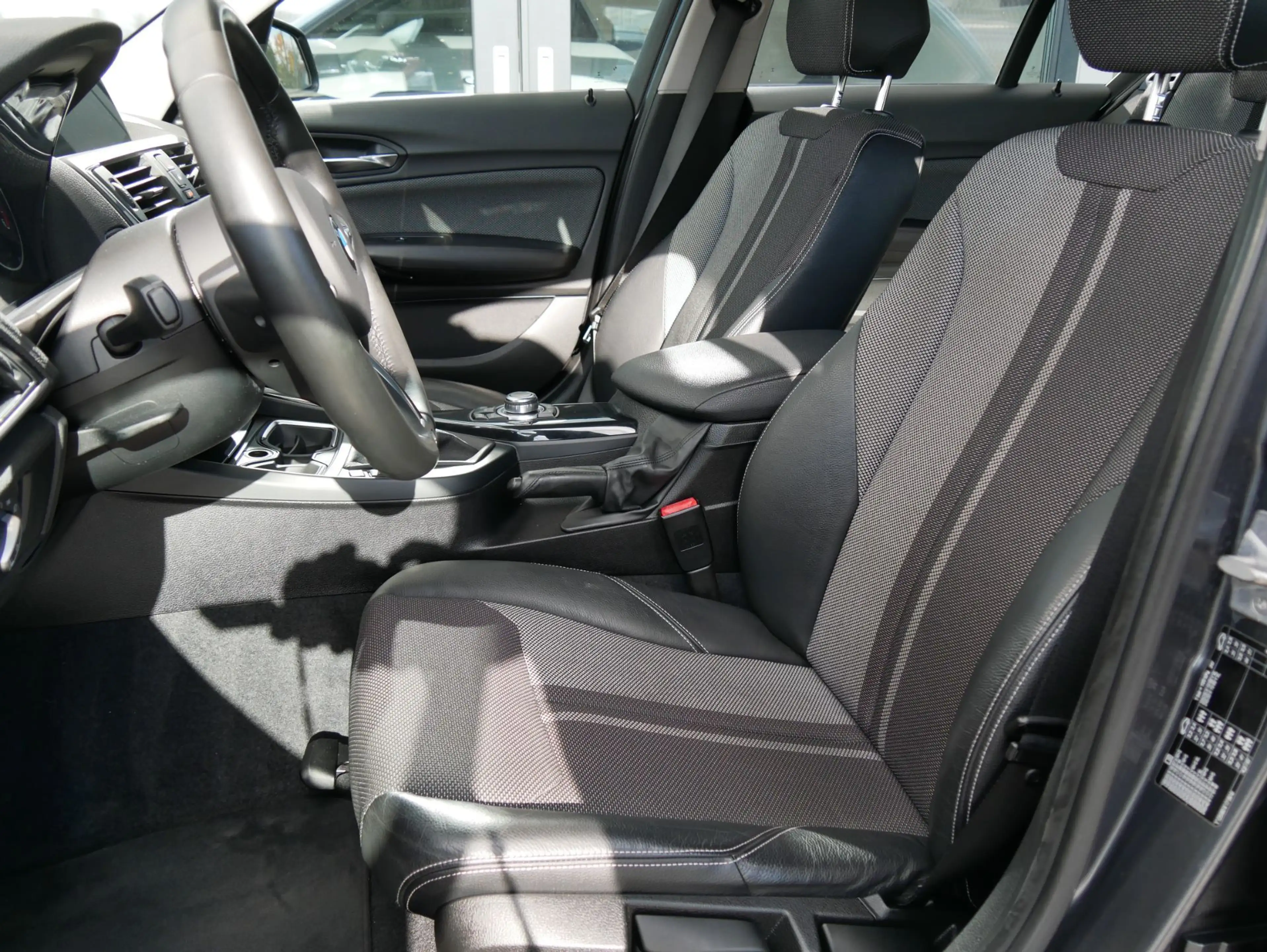 BMW 118 118d LED NAVI 18" BMW SERVICE — photo 6