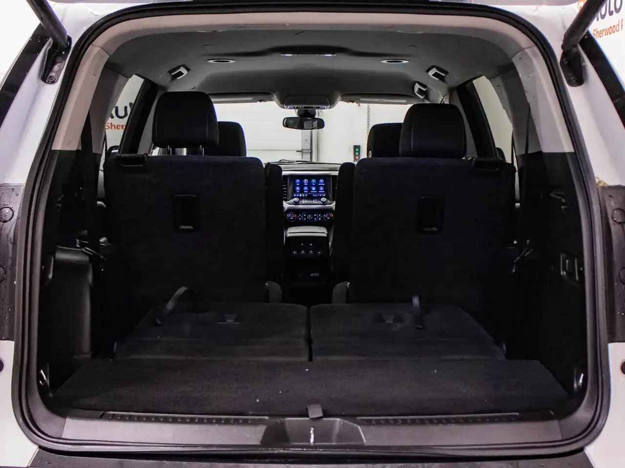 GMC Acadia снимка GMC Acadia