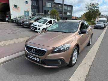 V40 Cross Country 1.6 D2 Summum