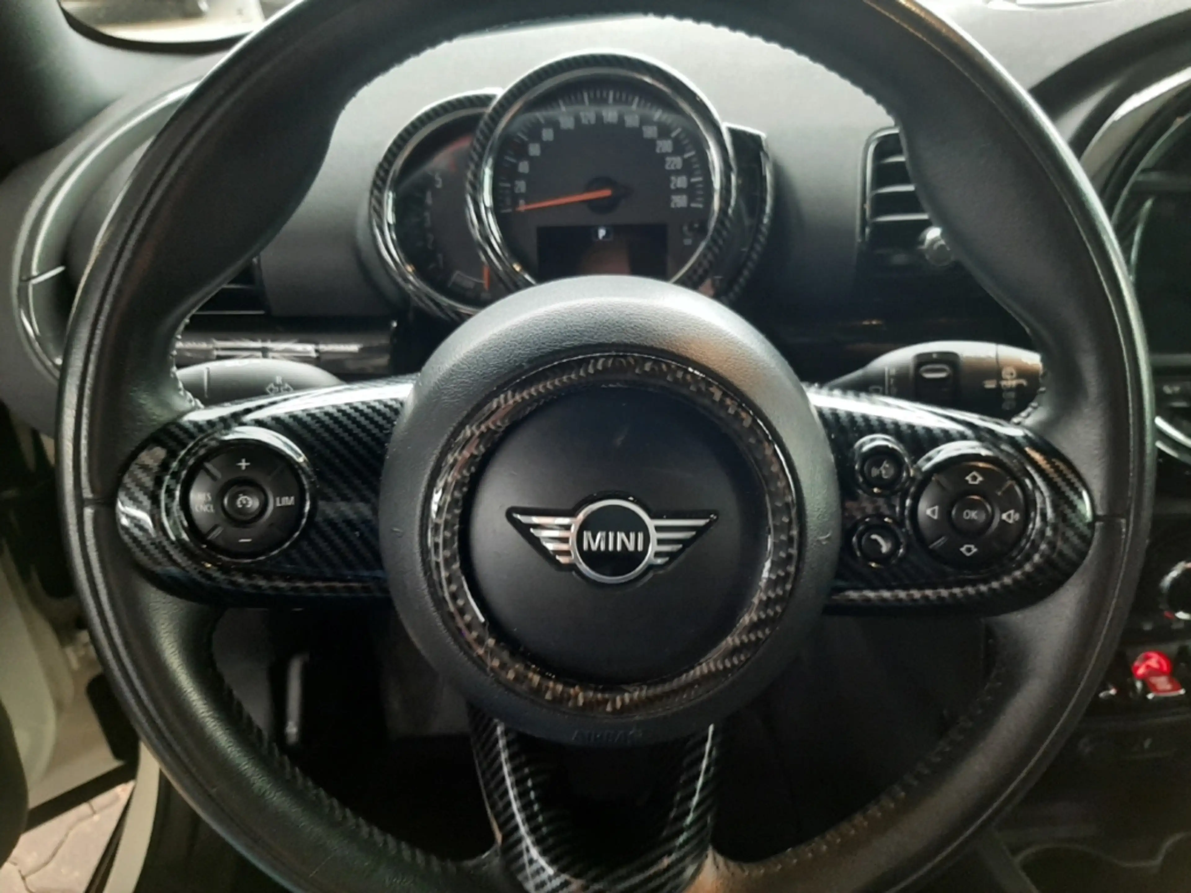 MINI Cooper D Clubman Aut. Leder Nav PDC — photo 7