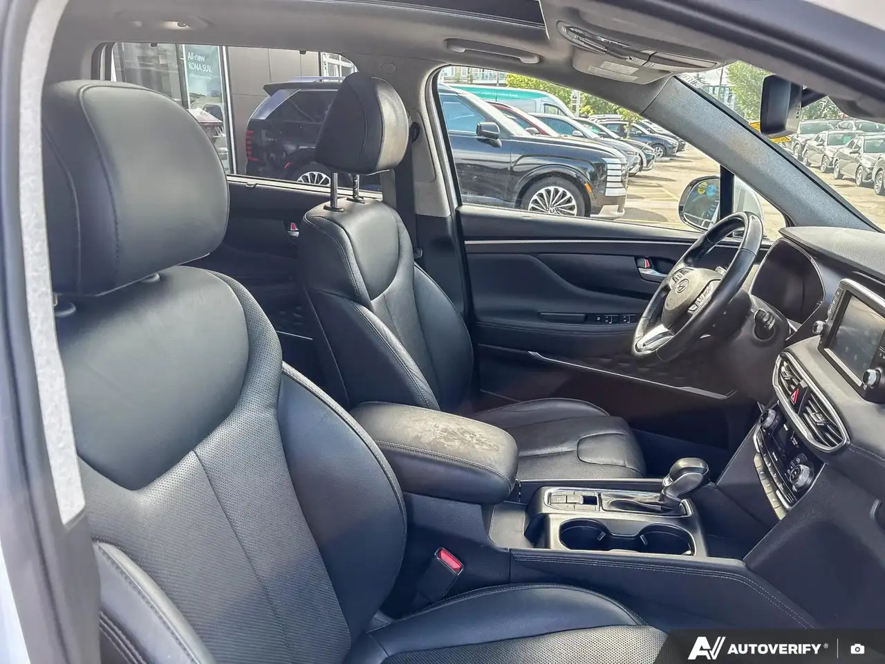 Hyundai SANTA FE снимка Hyundai SANTA FE