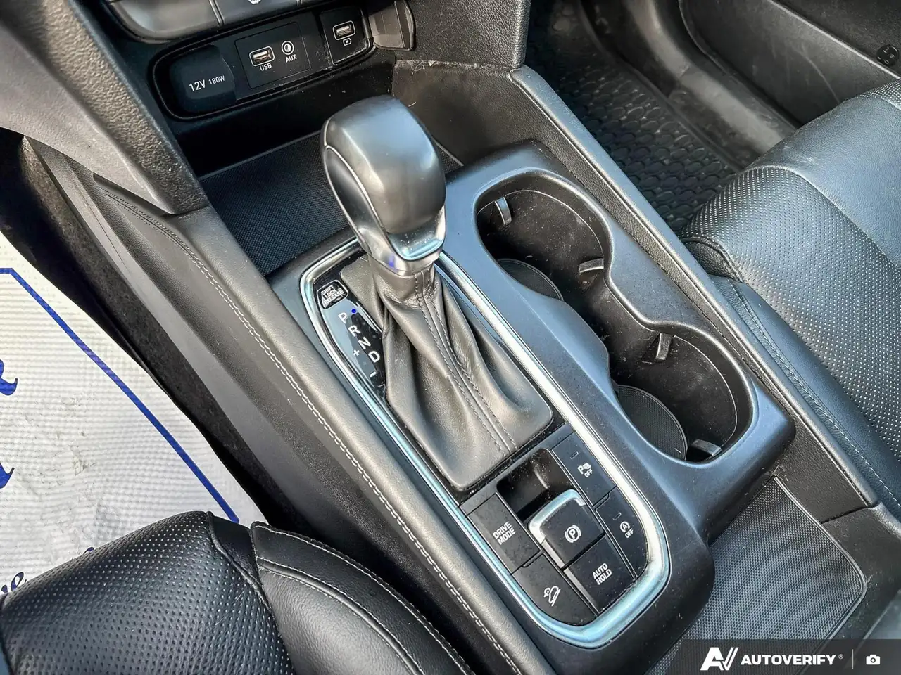 Hyundai SANTA FE снимка Hyundai SANTA FE