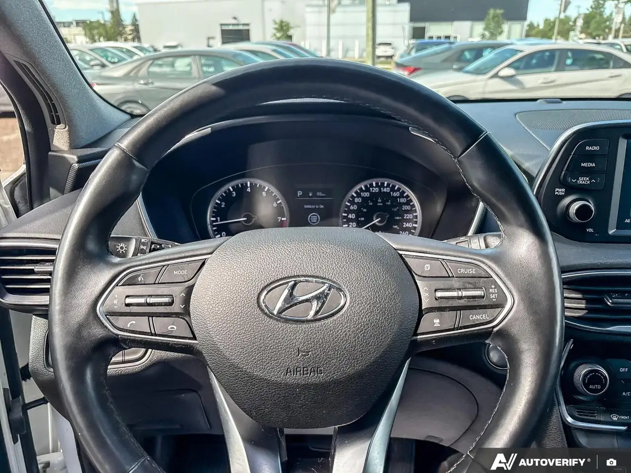 Hyundai SANTA FE снимка Hyundai SANTA FE