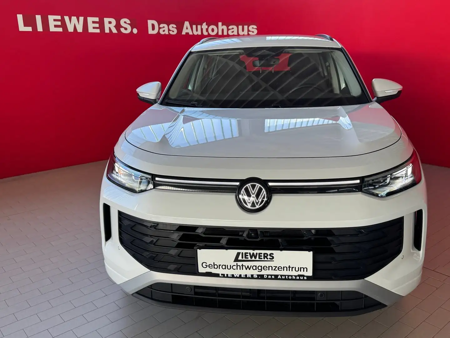 Volkswagen Tayron Life eTSI DSG Weiß - 2