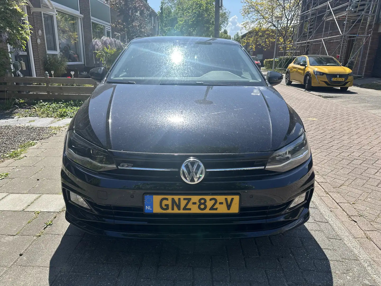 Volkswagen Polo 1.6 TDI R-Line Zwart - 1