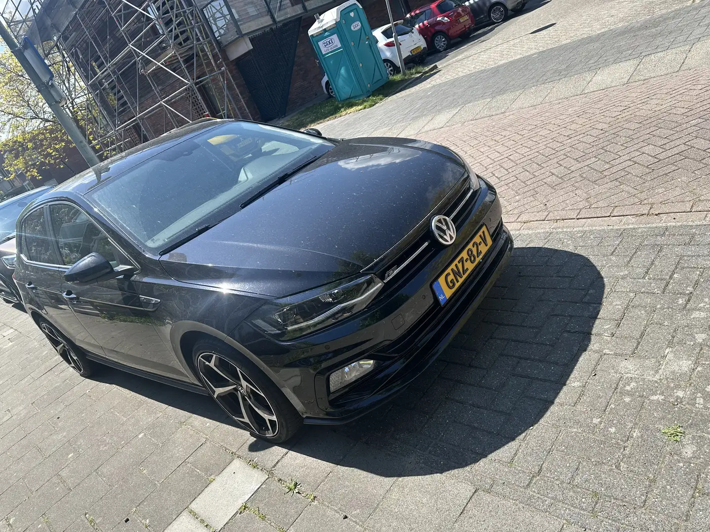Volkswagen Polo 1.6 TDI R-Line Zwart - 2