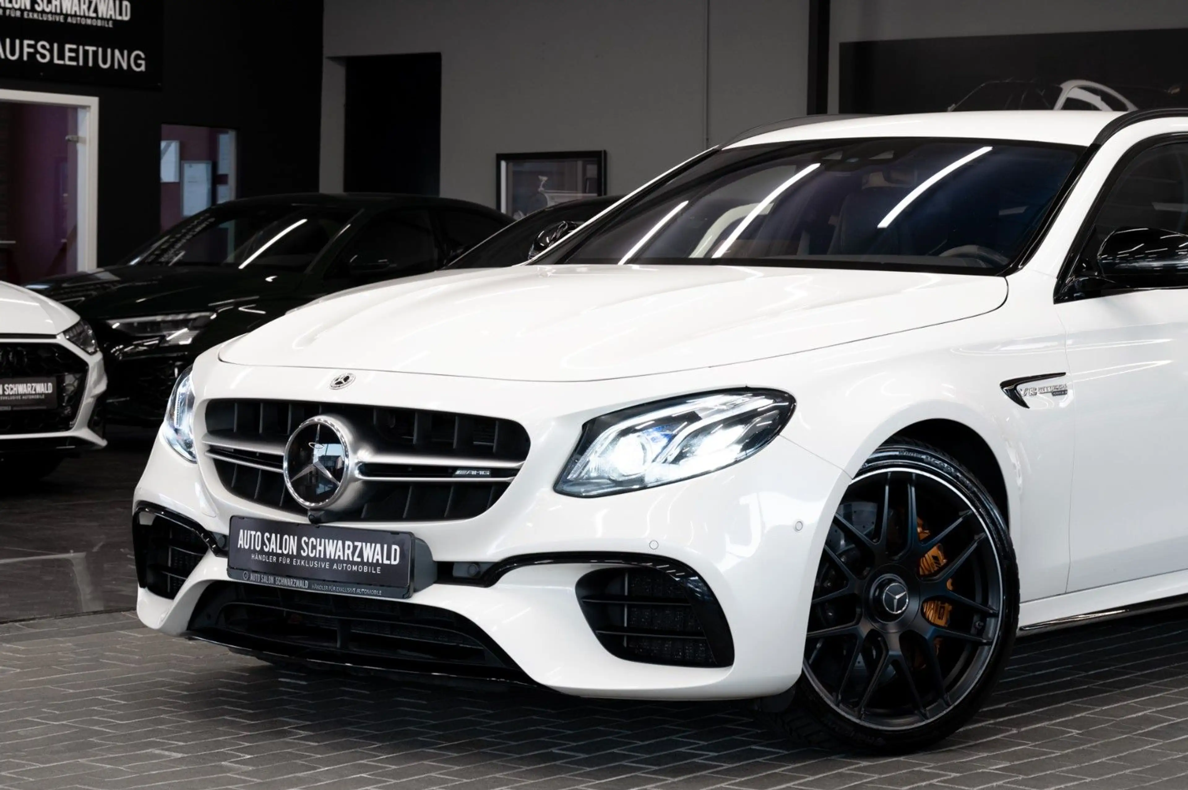 Mercedes-Benz E 63 AMG E63T S AMG 4Matic|PERFORMANCE SITZE|KERAMIK|VOLL — photo 3