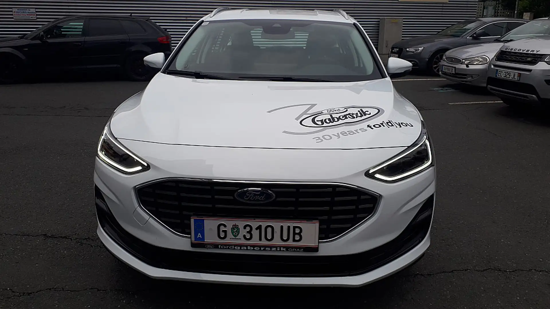 Ford Focus Turnier 1,0 EcoBoost Hybrid Titanium Aut. *INVE... Weiß - 2