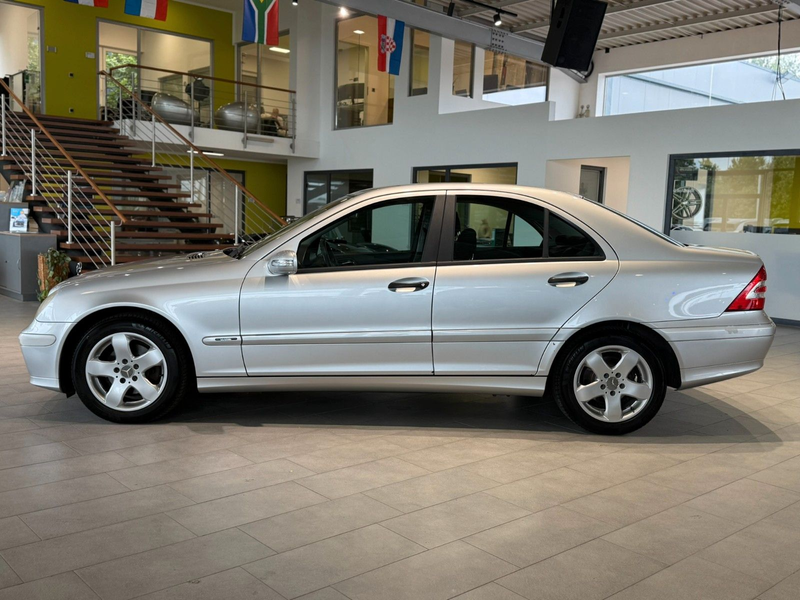Mercedes-Benz C 200 Limousine Kompressor*Klima*Tempomat* — photo 2