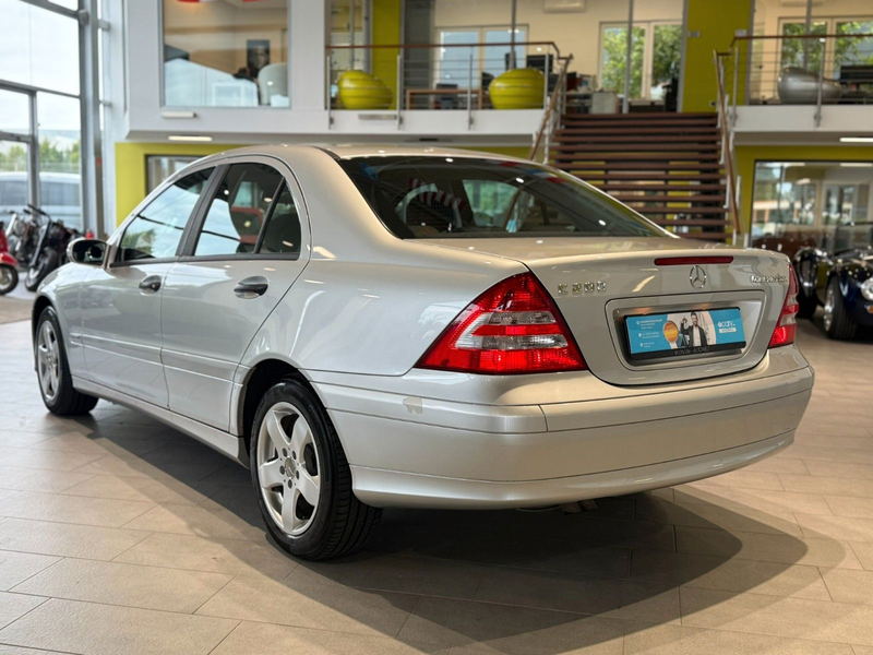 Mercedes-Benz C 200 Limousine Kompressor*Klima*Tempomat* — photo 3