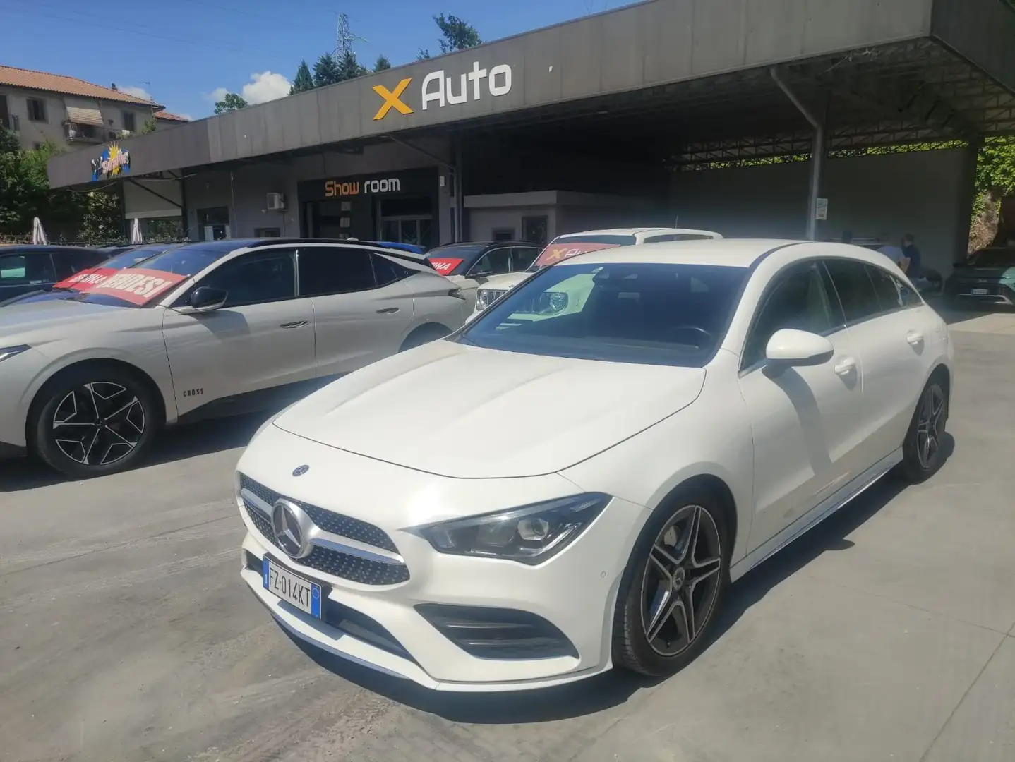 Mercedes-Benz CLA 200 CLA Coupe 200 d Premium auto Bianco - 1