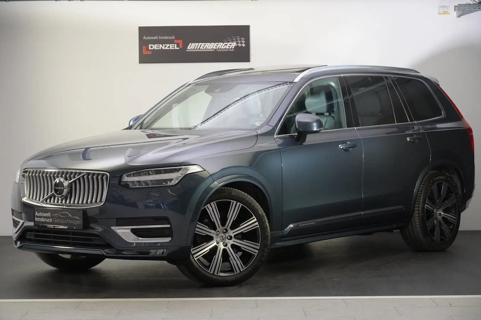 Volvo XC90 B5 AWD Inscription Blau - 2