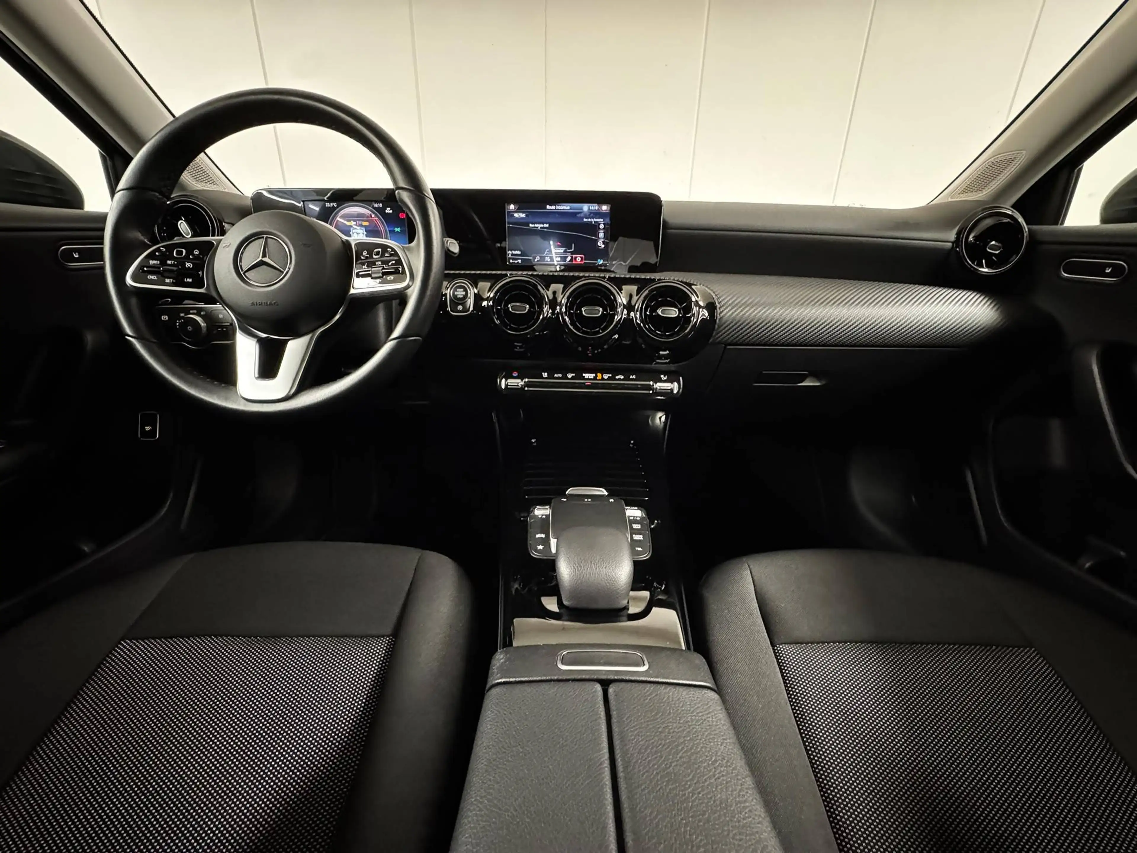 Mercedes-Benz A 180 136CV !! 55000 KM !! AUTO CAMERA GPS LED REG JA — photo 8
