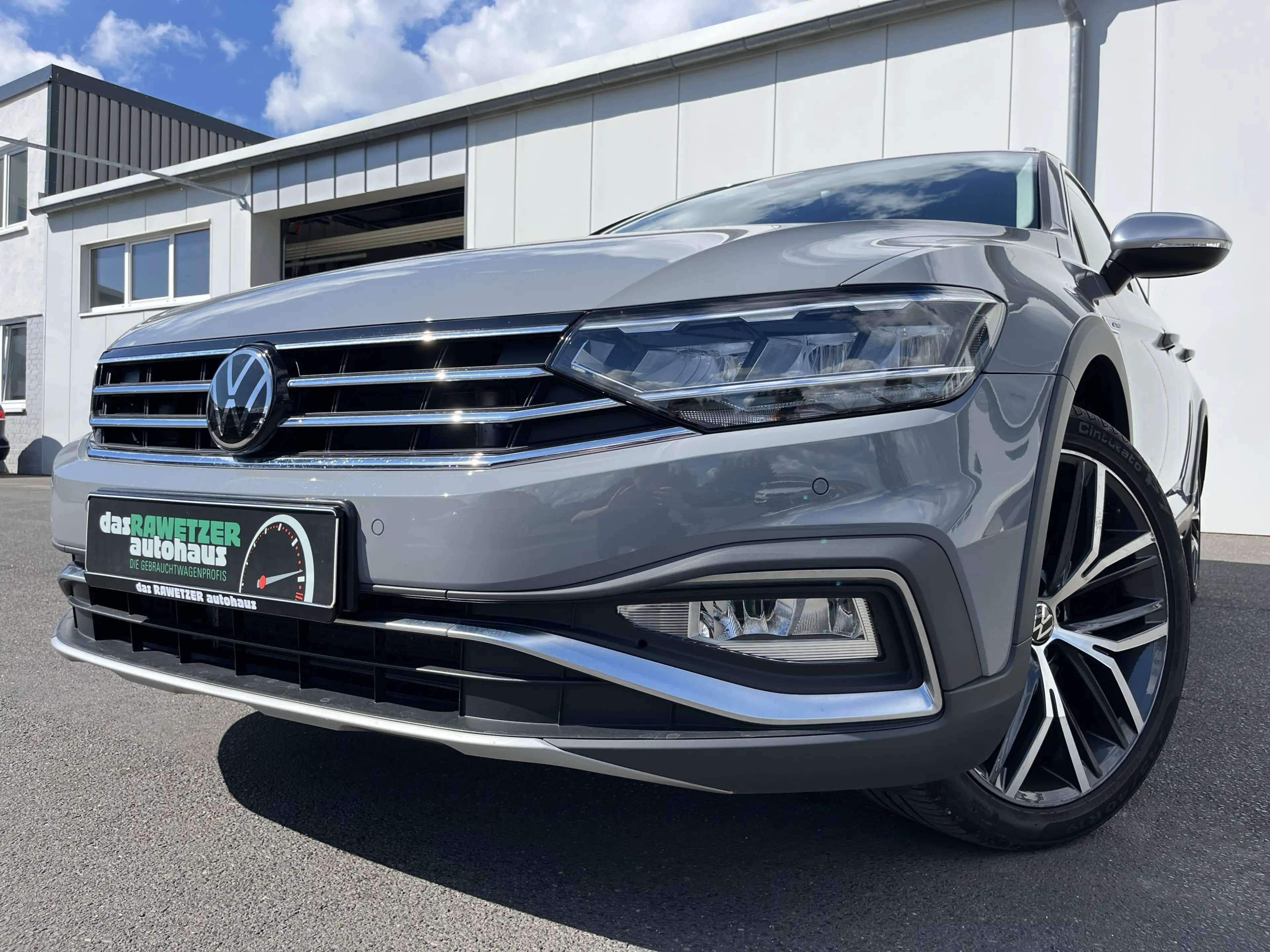 Volkswagen Passat Alltrack 2.0 TDI DSG 4Mo 1,99% Fin. AHK Navi TravelAssist L