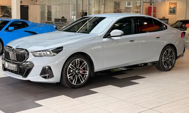 BMW 5 Series view 2