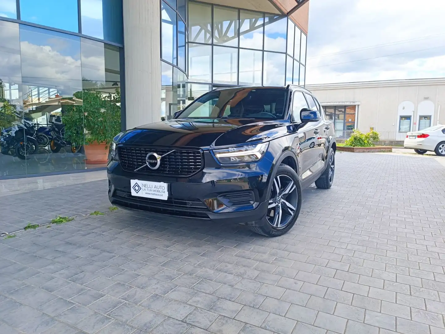 Volvo XC40 2.0 t4 R-design awd geartronic my20 Nero - 1