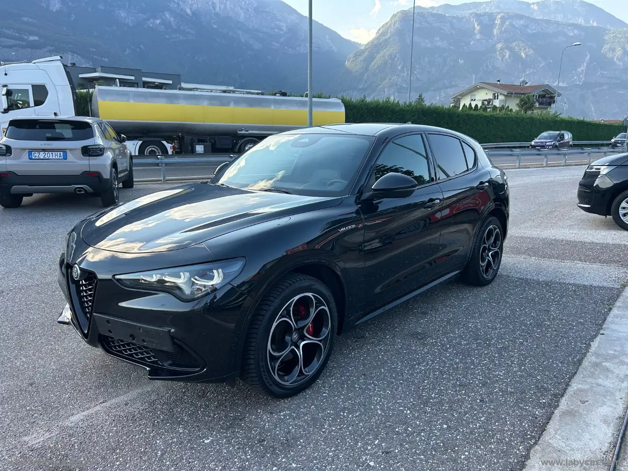 Alfa Romeo Stelvio 2024