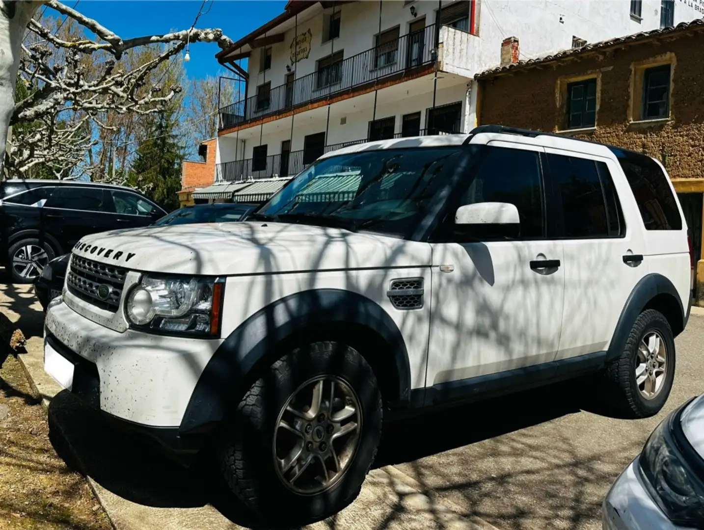 Land Rover Discovery 2.7TDV6 HSE Beyaz - 1