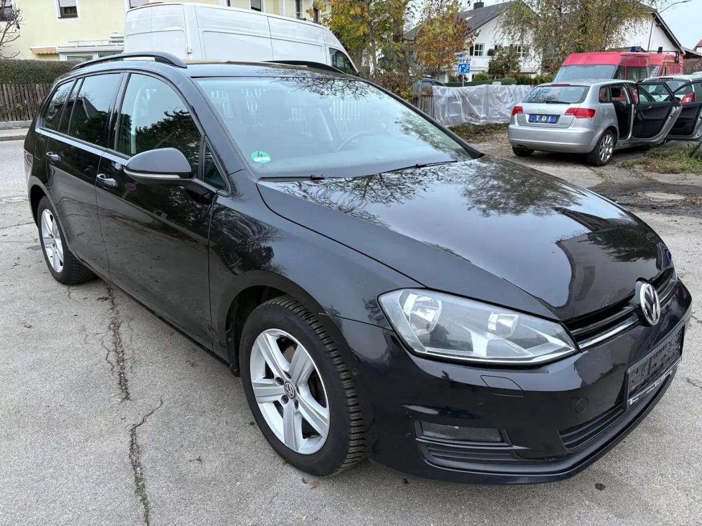 Volkswagen Golf VII 2.0 TDI Comf*Klimaautomatik*TÜV 07/27 Schwarz - 2
