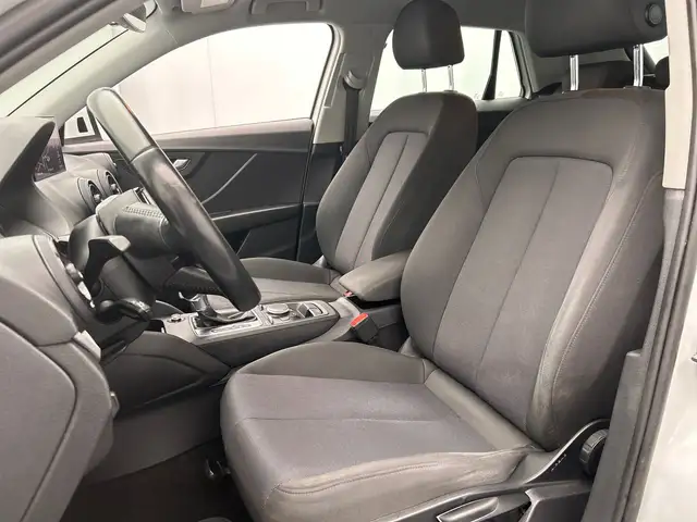 Audi Q2 view 22