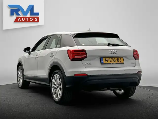 Audi Q2 view 3