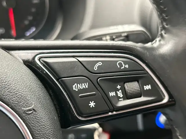 Audi Q2 view 14