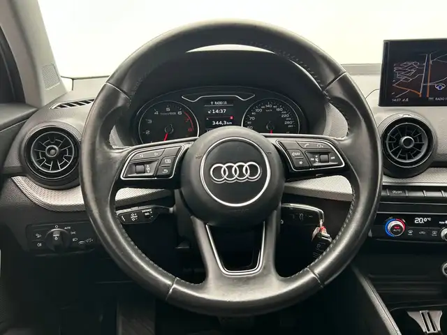 Audi Q2 view 16