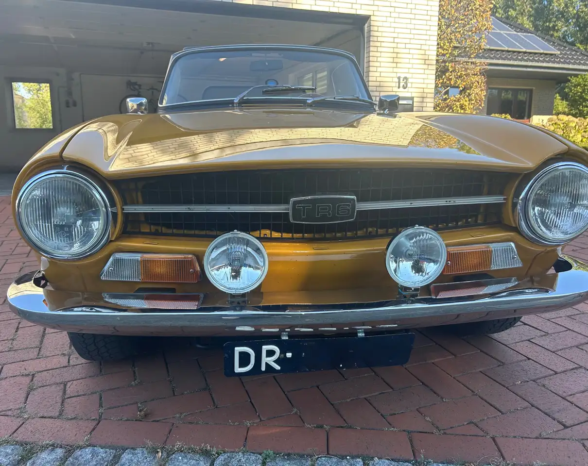 Triumph TR6 PI, foto 8