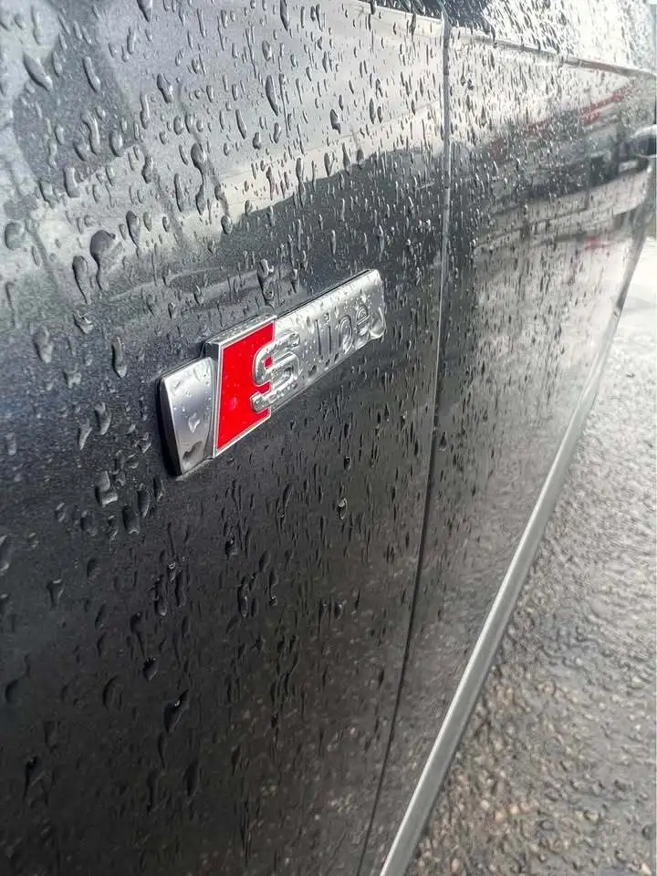 Audi Q7 снимка Audi Q7