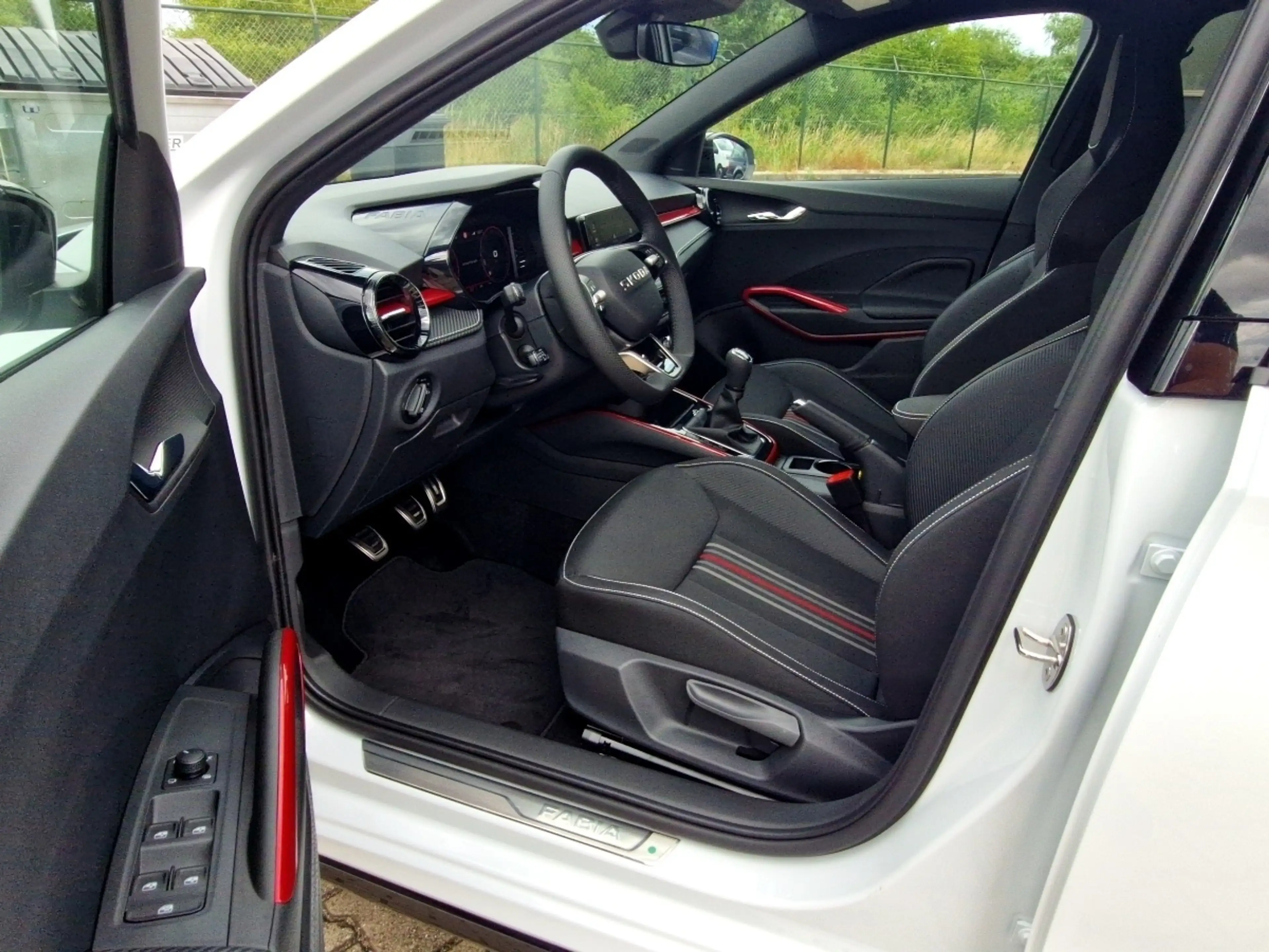 Skoda Fabia 1.0 TSI Monte Carlo LED ACC Sitzhzg Klimaautoma — photo 7